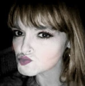 Meet your Posher, Nichole